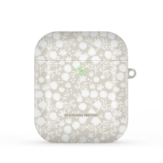 Ambiance Délicate Monochrome AirPods Case