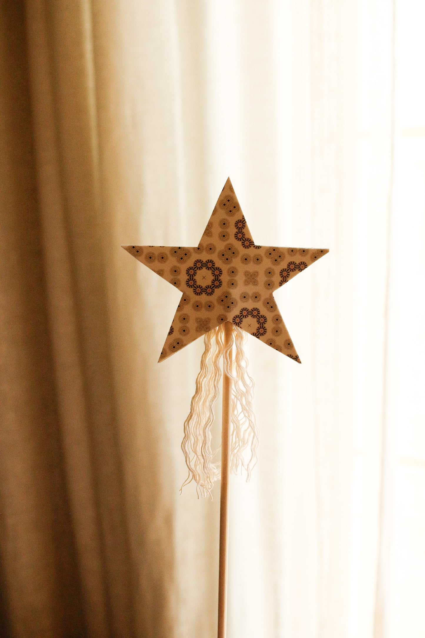 Hand-Made Fairy Wand - Pattern 12 by Natasha Prévost