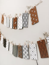 Decorative Clothesline-Flowers & Patterns-20 motifs-3”x4,5”-Ensemble A