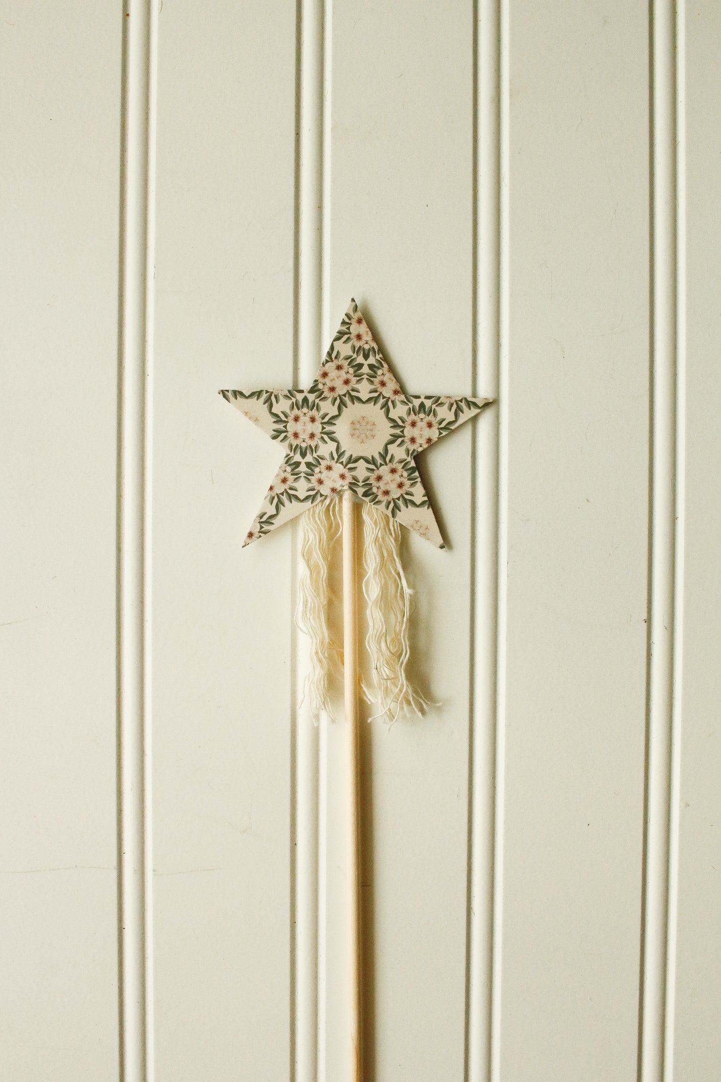 Hand-Made Fairy Wand - Pattern 3 by Natasha Prévost