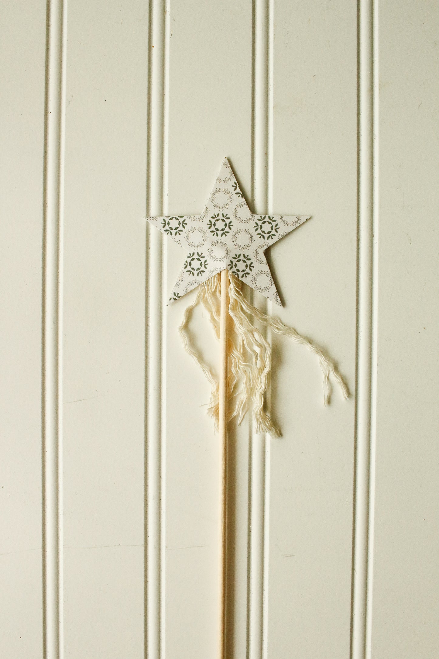 Hand-Made Fairy Wand - Pattern 4 by Natasha Prévost