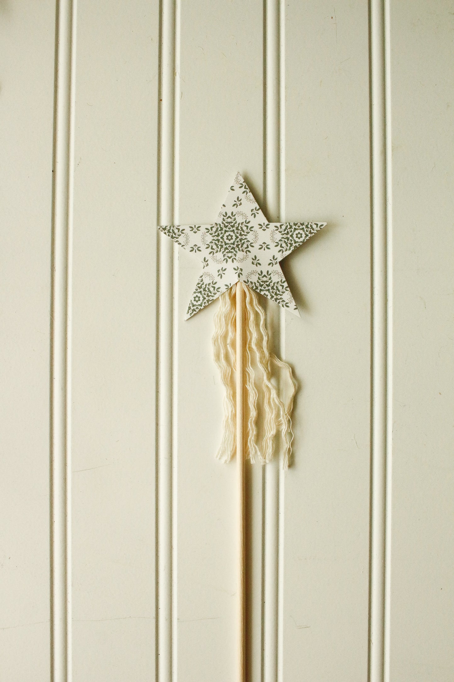 Hand-Made Fairy Wand - Pattern 2 by Natasha Prévost