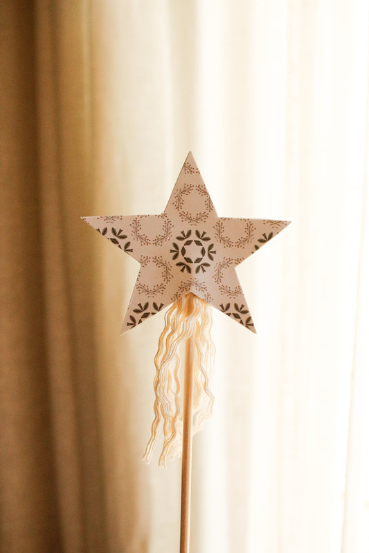 Hand-Made Fairy Wand - Pattern 11 by Natasha Prévost