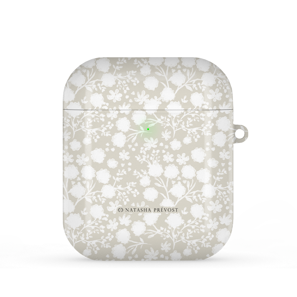 Ambiance Délicate Monochrome AirPods Case