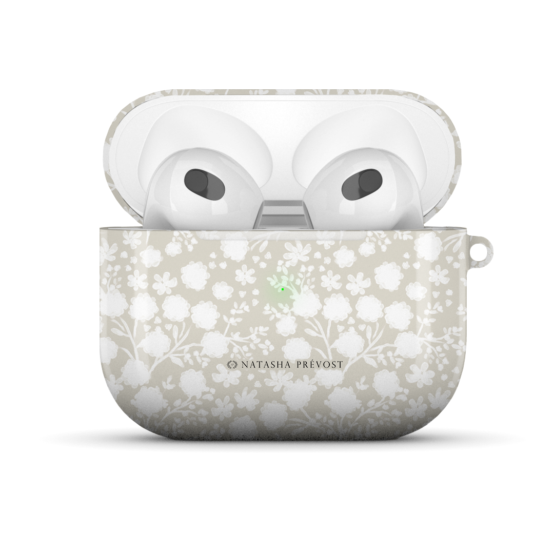 Ambiance Délicate Monochrome AirPods Case