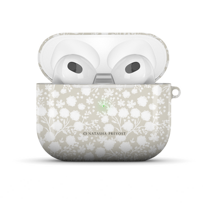 Ambiance Délicate Monochrome AirPods Case