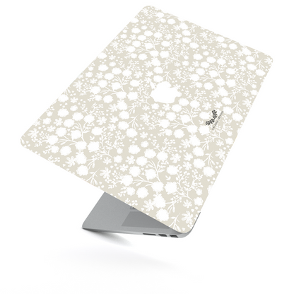 Ambiance Délicate Monochrome MacBook Skin