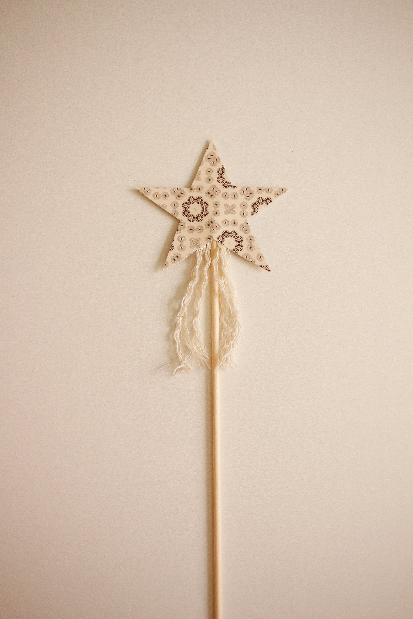 Hand-Made Fairy Wand - Pattern 12 by Natasha Prévost