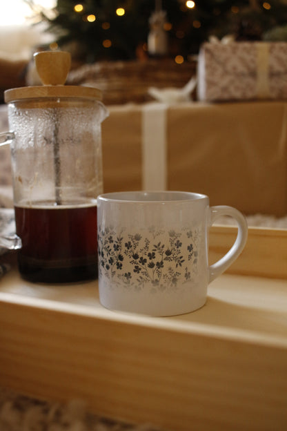 Ceramic Mug - Vines of paradies/navy blue