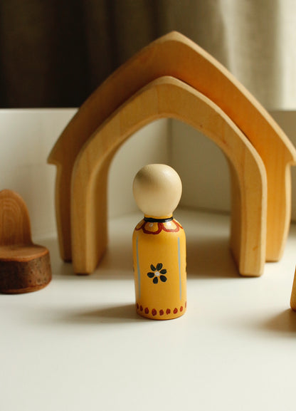 Hand-Illustrated Wooden Figurines by Natasha Prévost
