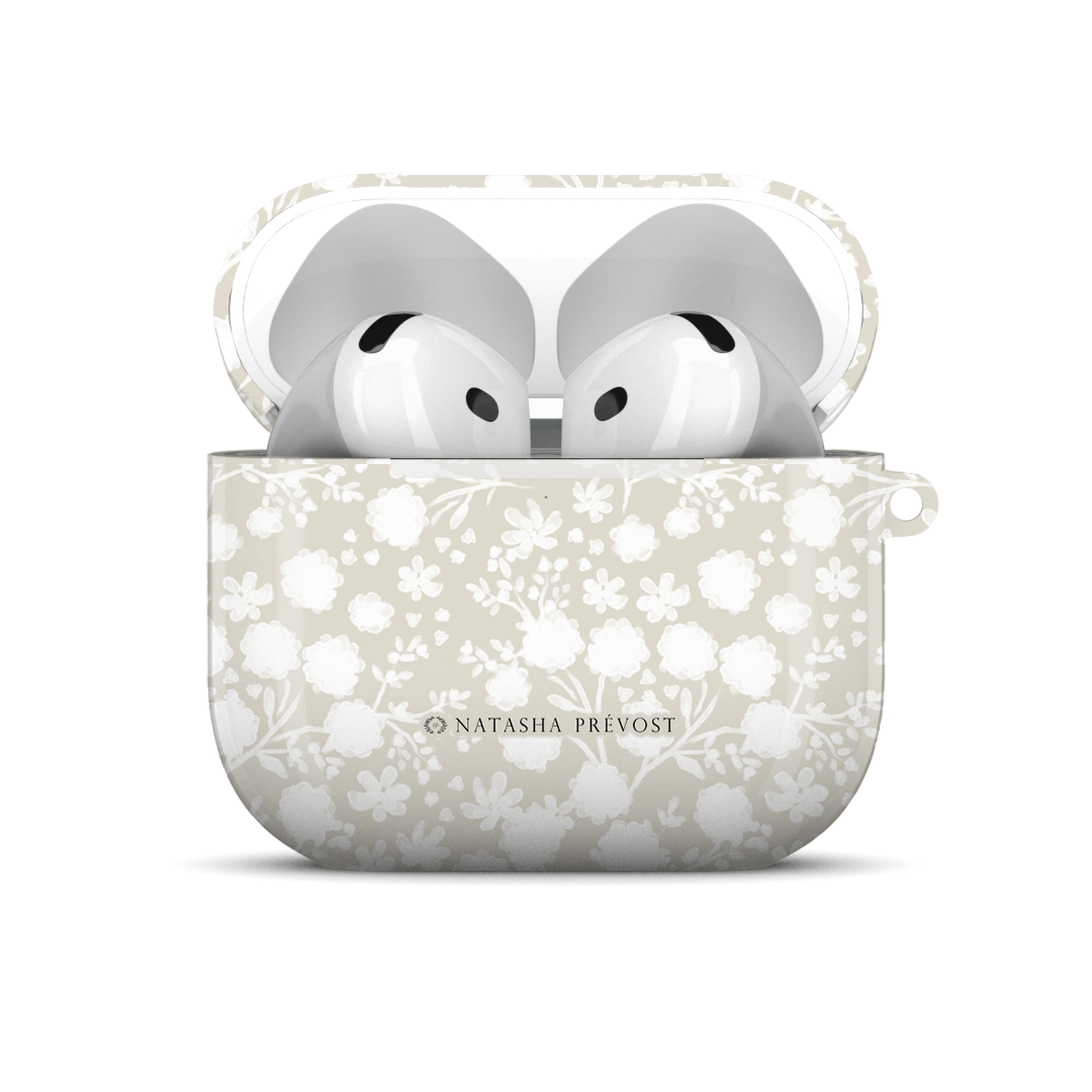 Ambiance Délicate Monochrome AirPods Case