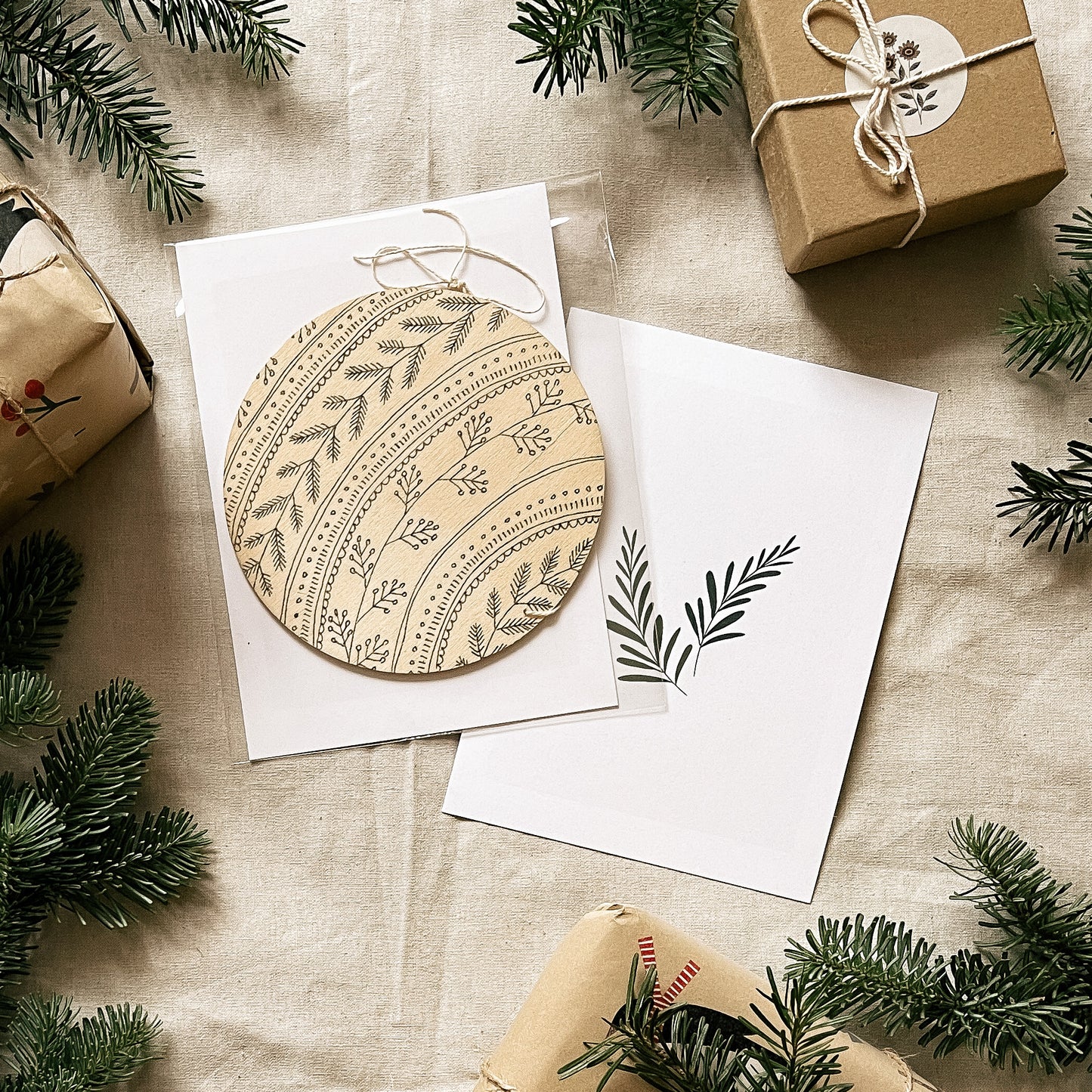 Décoration en bois-Boule 5"-modèles multiples