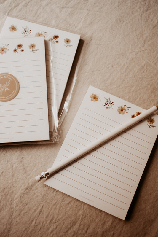 Note Pad - Floral Softness by Natasha Prévost