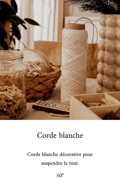 Banner with Illustrated Cardboard & Wooden Rings - 9 Pieces - Pattern 1 by Natasha Prévost