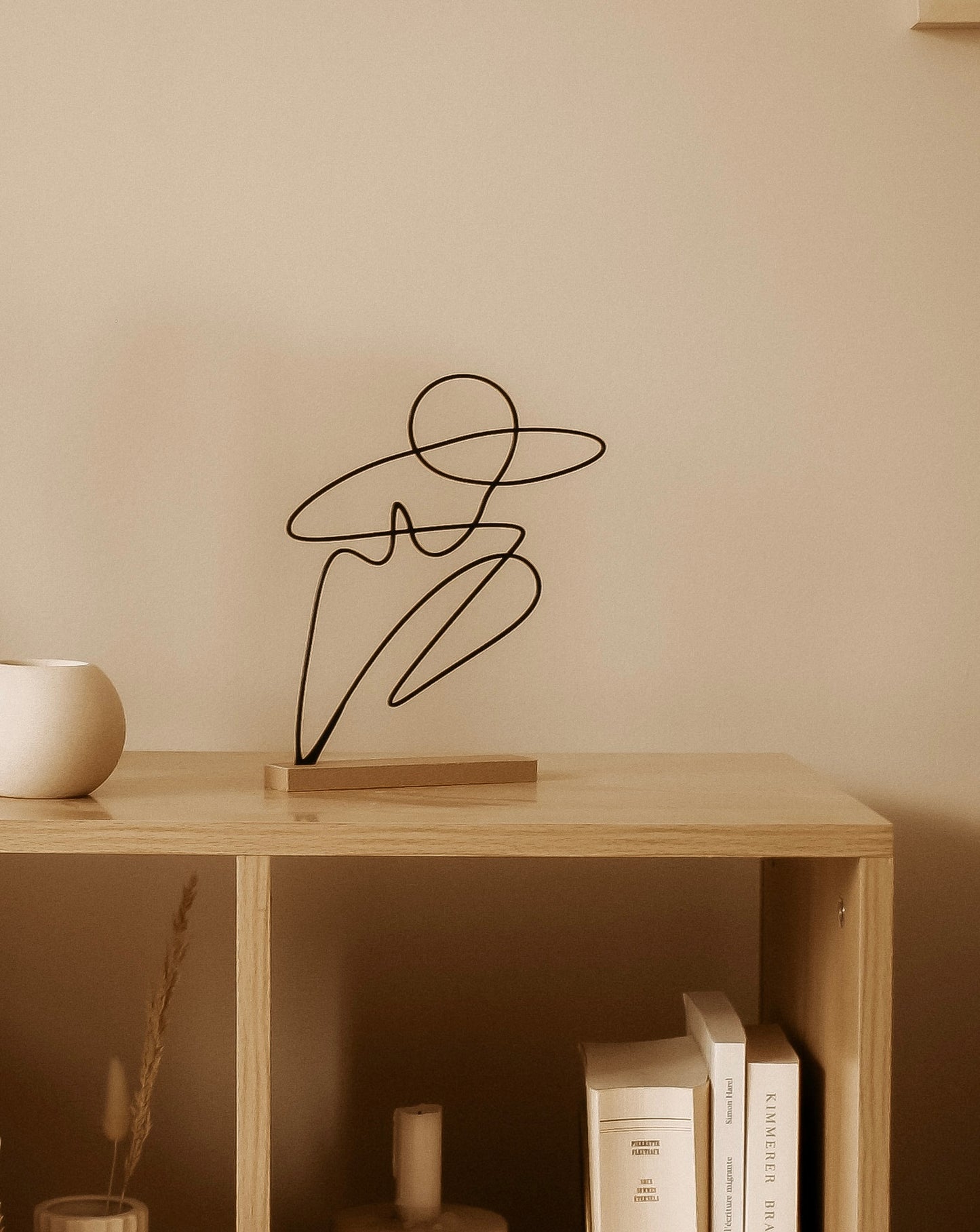 3D Illustration - Hat Lady by Natasha Prévost