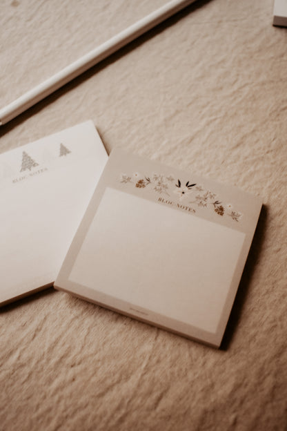 Sticky Note Pad - Pretty Flowers by Natasha Prévost