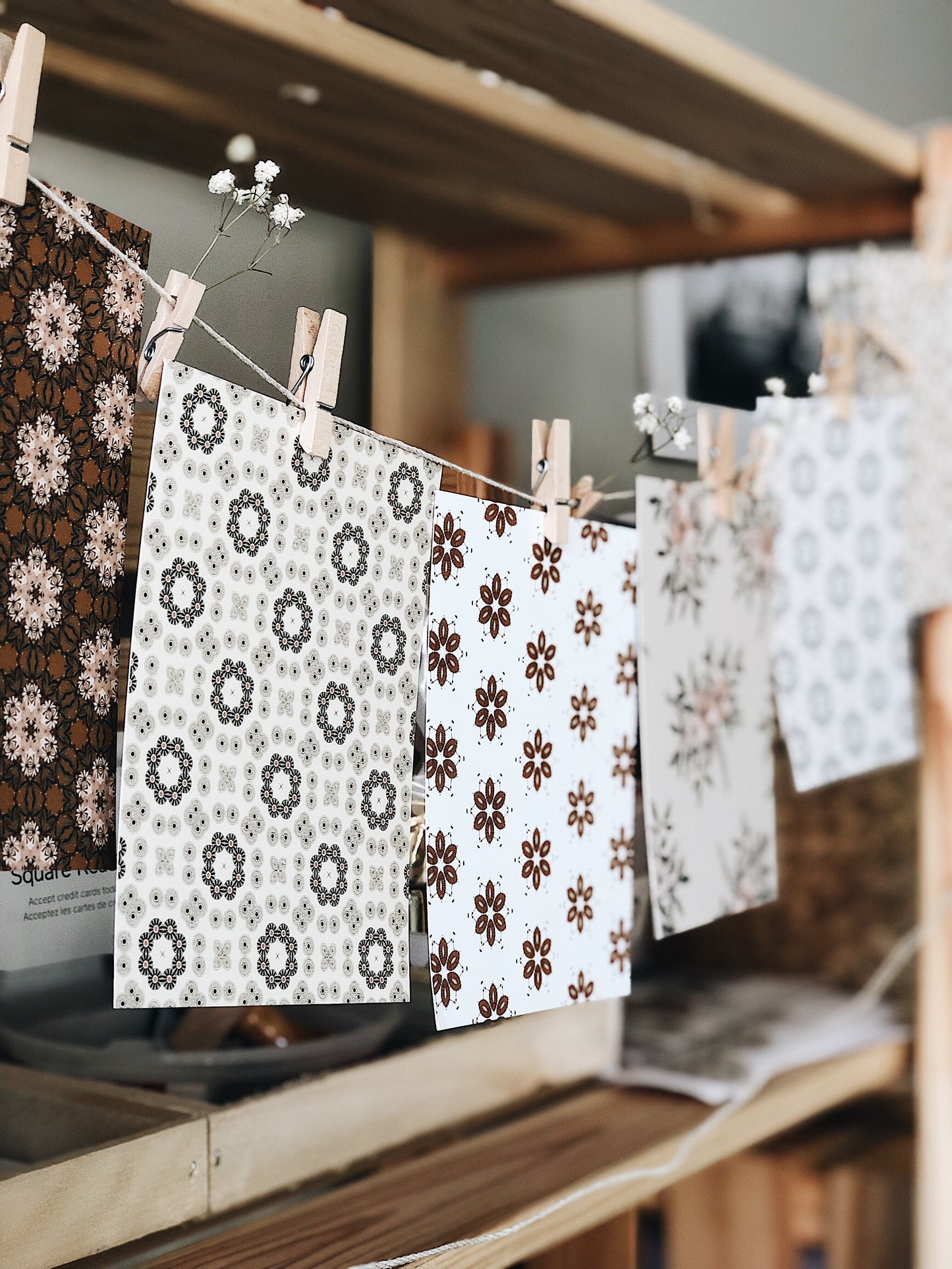 DIY Decorative Clothesline-Flowers & Patterns-2