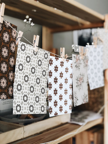 DIY Decorative Clothesline-Flowers & Patterns-2