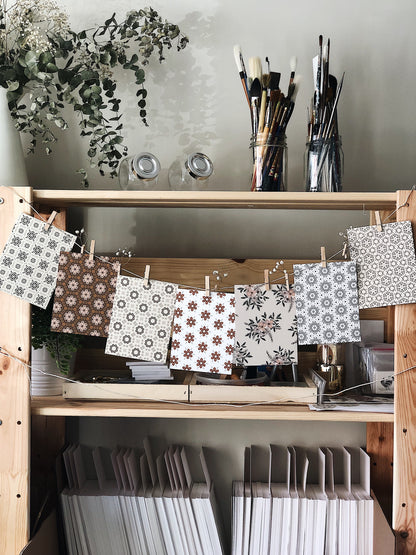 DIY Decorative Clothesline-Flowers & Patterns-2