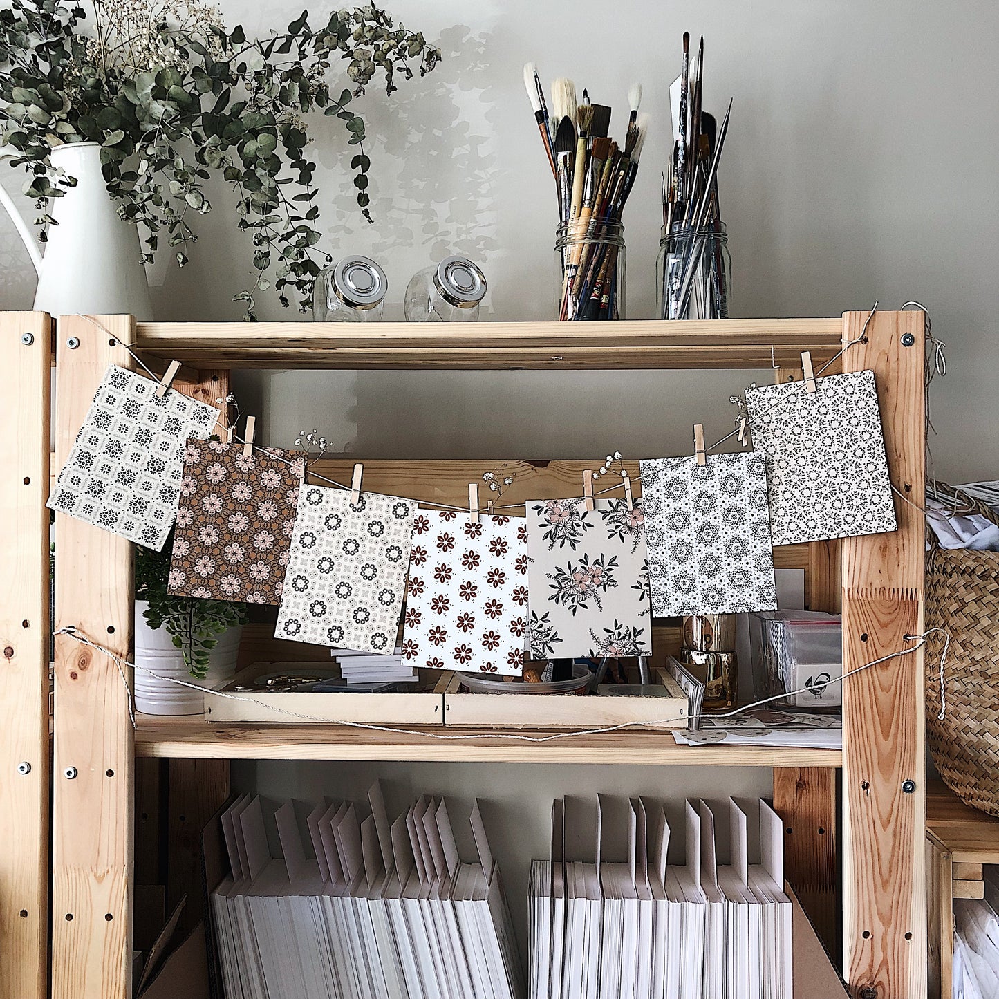 DIY Decorative Clothesline-Flowers & Patterns-2